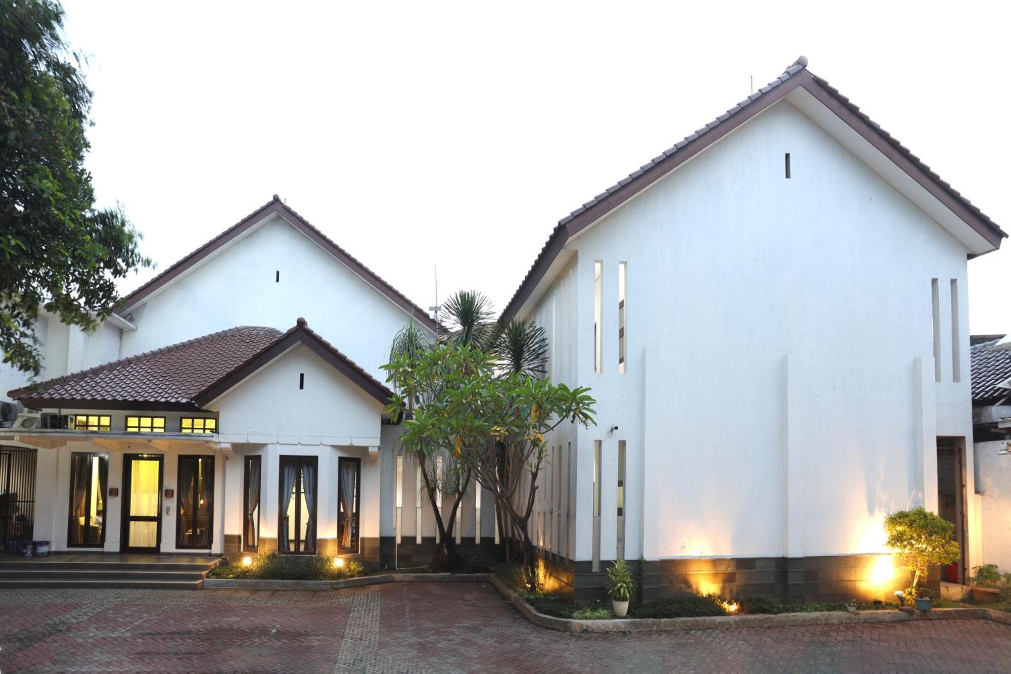 Jambuluwuk Residence Menteng Jakarta Kültér fotó